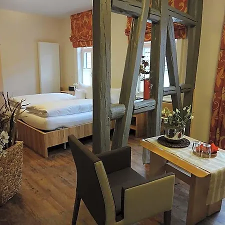 Gda Schwiecheldthaus 3* جوسلار